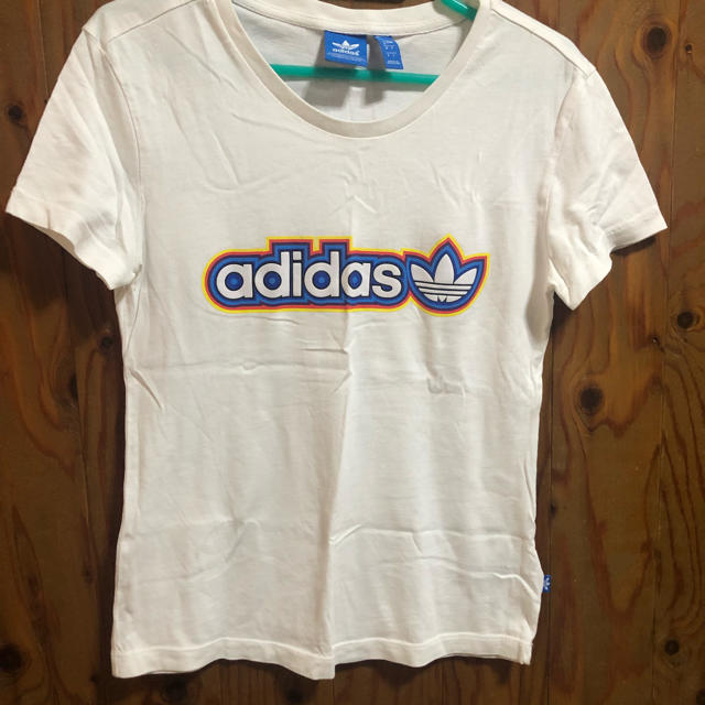 adidas(アディダス)のアディダス Tシャツ レディースのトップス(Tシャツ(半袖/袖なし))の商品写真