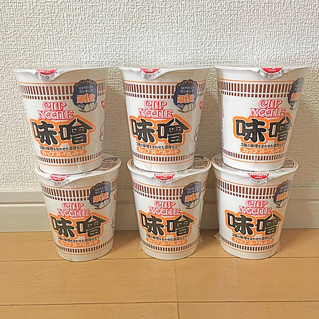 日清食品(ニッシンショクヒン)のカップヌードル 味噌 6個セット 食品/飲料/酒の加工食品(インスタント食品)の商品写真