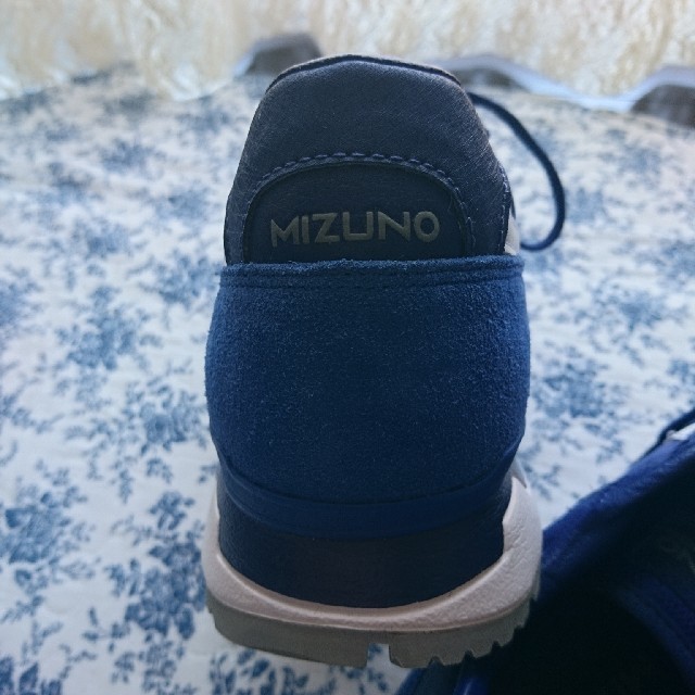 MIZUNO(ミズノ)のミズノ 新品スニーカー メンズの靴/シューズ(スニーカー)の商品写真