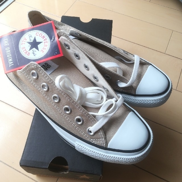 CONVERSE(コンバース)のコンバース　ベージュ　24センチ♪ レディースの靴/シューズ(スニーカー)の商品写真