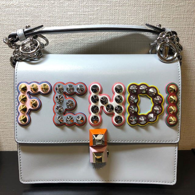 FENDI(フェンディ)の最終値下❗️7/18まで掲載fendi キャナイKAN I スタッズ ミニバッグ レディースのバッグ(ショルダーバッグ)の商品写真