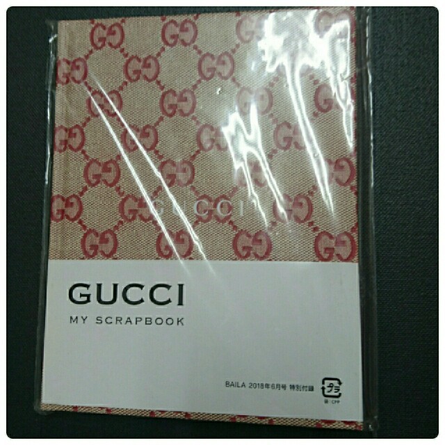 Gucci(グッチ)の付録ノート インテリア/住まい/日用品の文房具(ノート/メモ帳/ふせん)の商品写真