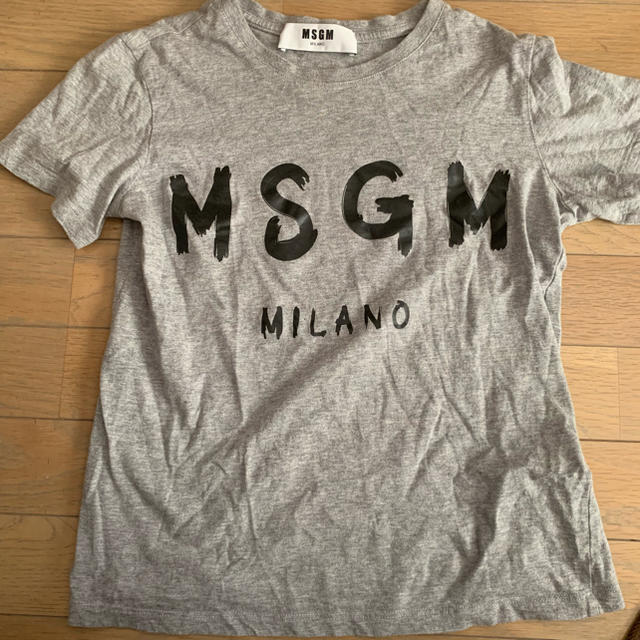 MSGM(エムエスジイエム)のmsgm エムエスジーエム 大人気 Tシャツ レディースのトップス(Tシャツ(半袖/袖なし))の商品写真