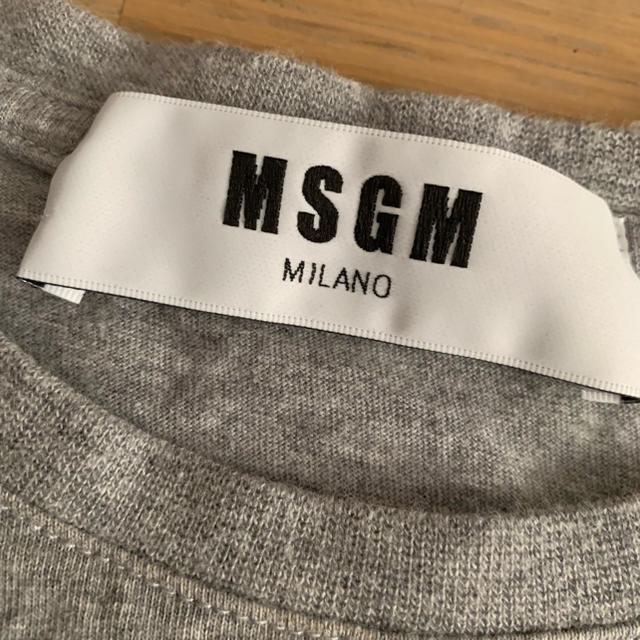 MSGM(エムエスジイエム)のmsgm エムエスジーエム 大人気 Tシャツ レディースのトップス(Tシャツ(半袖/袖なし))の商品写真