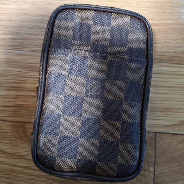 LOUIS VUITTON(ルイヴィトン)のLOUIS VUITTON ポーチ ダミエ エテュイオカピGM N61737 レディースのファッション小物(ポーチ)の商品写真