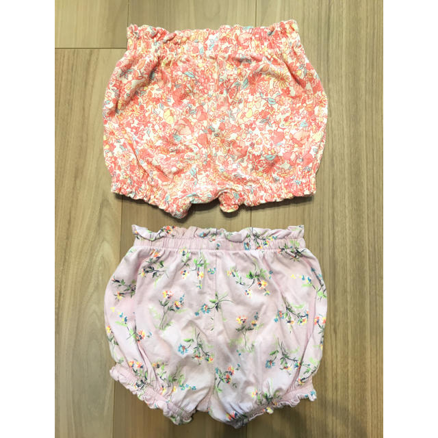 babyGAP(ベビーギャップ)のベビーギャップ ショートパンツ 2点セット キッズ/ベビー/マタニティのベビー服(~85cm)(パンツ)の商品写真