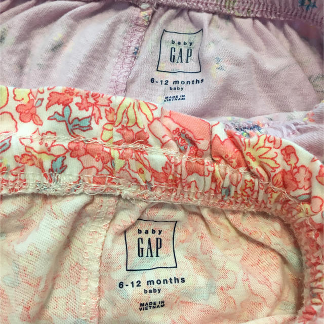 babyGAP(ベビーギャップ)のベビーギャップ ショートパンツ 2点セット キッズ/ベビー/マタニティのベビー服(~85cm)(パンツ)の商品写真