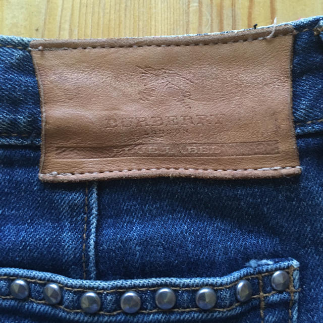 BURBERRY BLUE LABEL(バーバリーブルーレーベル)のバーバリーブルーレーベル デニムスカート36 レディースのスカート(ミニスカート)の商品写真