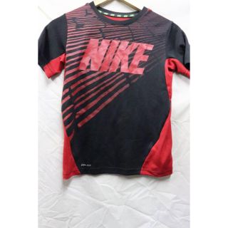 ナイキ(NIKE)のNIKE DRI-FIT Tシャツレッドブラック/M(Tシャツ(半袖/袖なし))