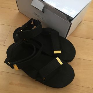 ドゥーズィエムクラス(DEUXIEME CLASSE)の極美品！スイコック  suicoke スエードサンダル (サンダル)