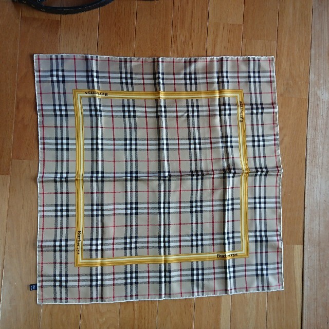 BURBERRY(バーバリー)のあい様専用 新品 バーバリー スカーフ レディースのファッション小物(バンダナ/スカーフ)の商品写真