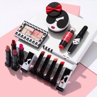 アリスアンドオリビア メイベリン コラボ アイシャドウ マスカラ リップ