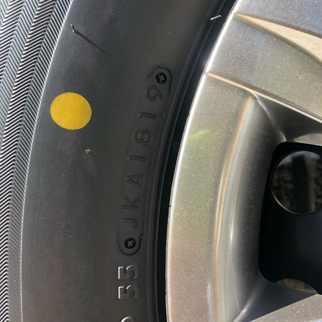 値下げ!ハイエース 新車外し タイヤホイールセット 195/80/R15 値下げ!ハイエース 新車外し タイヤホイールセット 195/80/R15