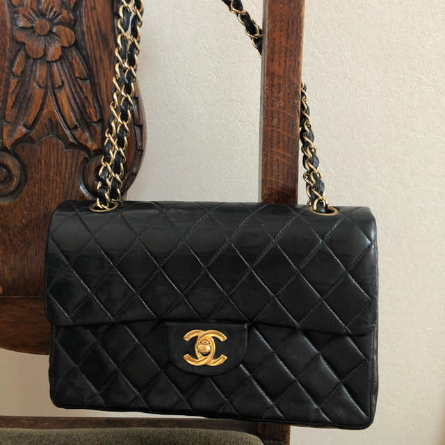 CHANEL(シャネル)のシャネル マトラッセ ショルダーバッグ 23cm レディースのバッグ(ショルダーバッグ)の商品写真