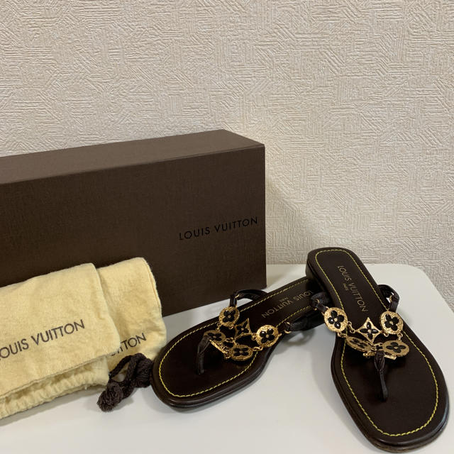 LOUIS VUITTON(ルイヴィトン)のルイヴィトン サンダル 35 1/2 レディースの靴/シューズ(サンダル)の商品写真