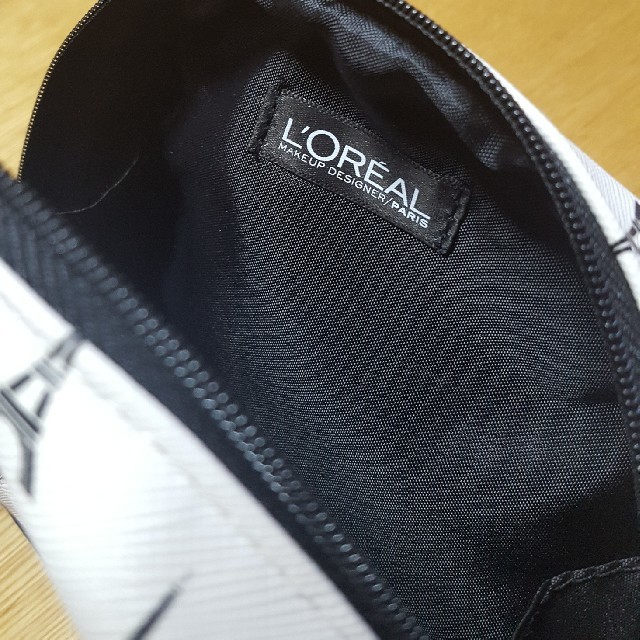 L'Oreal Paris(ロレアルパリ)の化粧ポーチ レディースのファッション小物(ポーチ)の商品写真