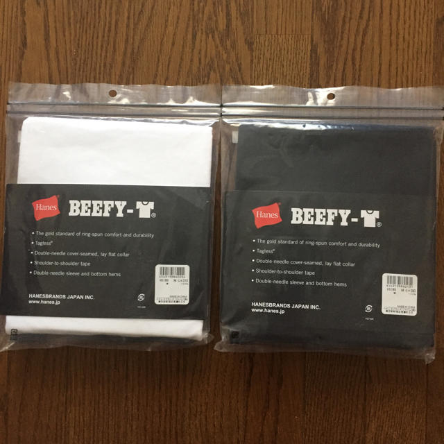 Hanes(ヘインズ)のれお様専用 BEEFY-T Mサイズ 2セット メンズのトップス(Tシャツ/カットソー(半袖/袖なし))の商品写真