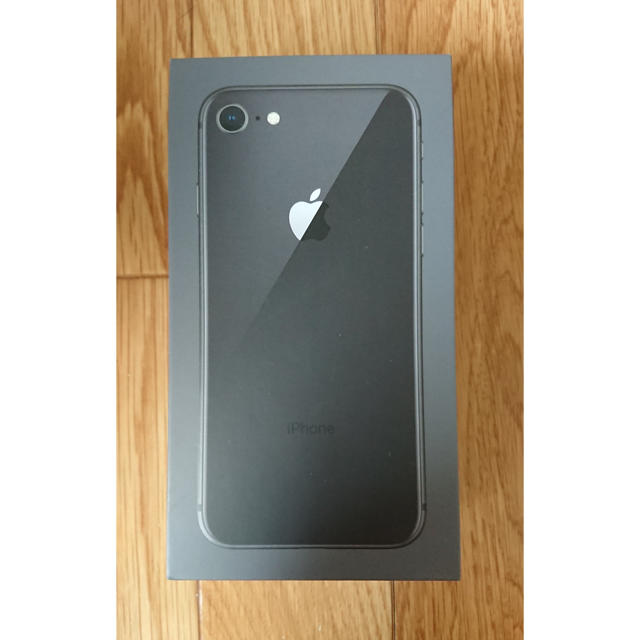 ドコモ 新品 iPhone 8 64gb スペースグレイ【SIMロック解除予定】スマートフォン/携帯電話