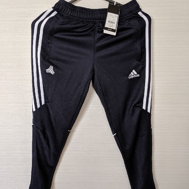 adidas(アディダス)のadidasキッズジャージズボン　 キッズ/ベビー/マタニティのキッズ服男の子用(90cm~)(パンツ/スパッツ)の商品写真