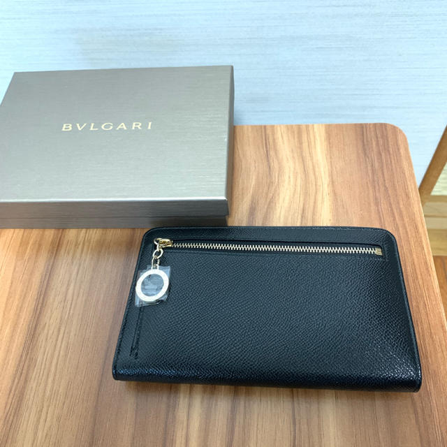 BVLGARI(ブルガリ)のBVLGARIスマートフォンケース スマホ/家電/カメラのスマホアクセサリー(モバイルケース/カバー)の商品写真