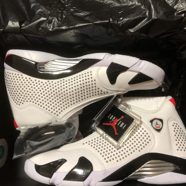 27.5 Supreme®/Nike® Air Jordan 14