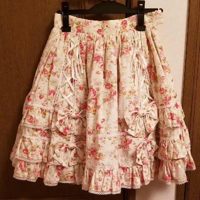 Angelic Pretty(アンジェリックプリティー)のスカート　ロリータ レディースのスカート(ひざ丈スカート)の商品写真
