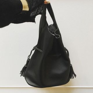 ノートエシロンス(note et silence)の美品✴︎note et silence✴︎レザーバッグ(ショルダーバッグ)