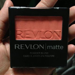 レブロン(REVLON)のREVLON＊マットパウダーブラッシュ(その他)