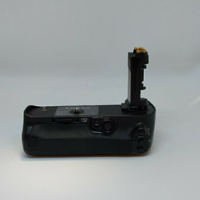 Canon(キヤノン)のBG-E20 EOS 5D markⅣ用バッテリーグリップ　互換品 Canon スマホ/家電/カメラのカメラ(その他)の商品写真