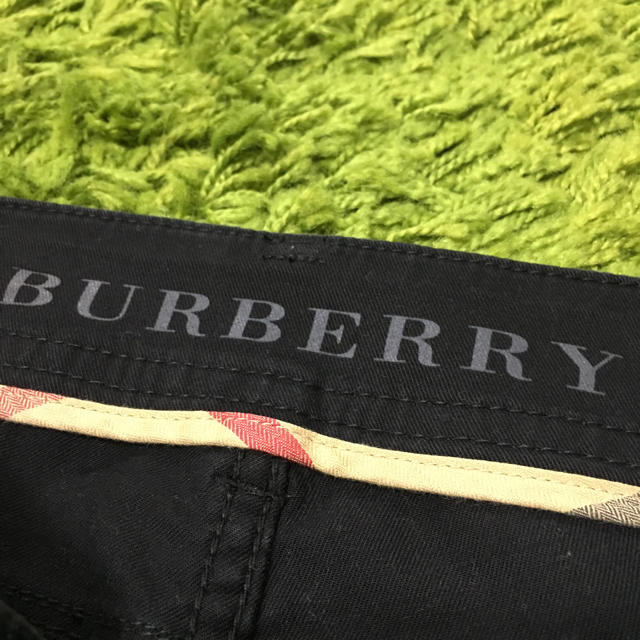 BURBERRY(バーバリー)のburberryバーバリー❤︎レディパンツ黒 レディースのパンツ(カジュアルパンツ)の商品写真