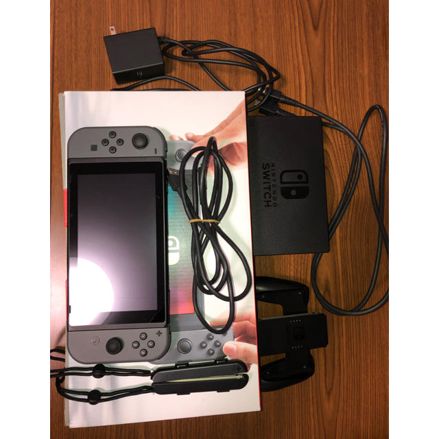 スイッチ本体美品+(スマブラ,ジョイコン,CGコン接続タップ+etc)ゲーム