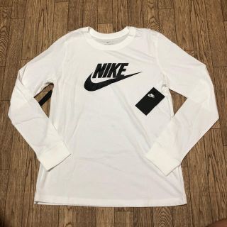 ナイキ(NIKE)の《新品未使用》ナイキ レディース スウッシュ ロングtシャツ ロンt(Tシャツ(長袖/七分))