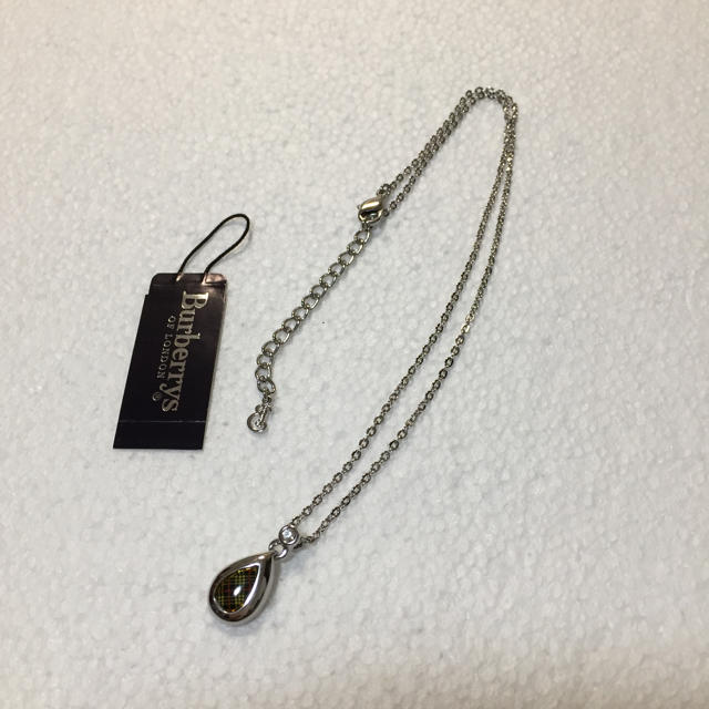 BURBERRY(バーバリー)の⭐️再値下げ⭐️新品⭐️バーバリー ネックレス レディースのアクセサリー(ネックレス)の商品写真