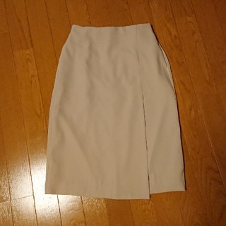 ユニクロ(UNIQLO)のタイトスカート(ひざ丈スカート)