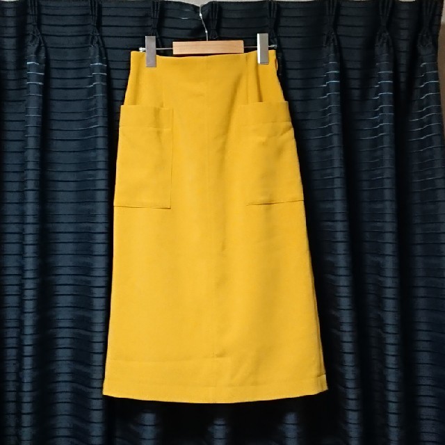 NATURAL BEAUTY BASIC(ナチュラルビューティーベーシック)のナチュラルビューティーベーシック タイトスカート レディースのスカート(ひざ丈スカート)の商品写真