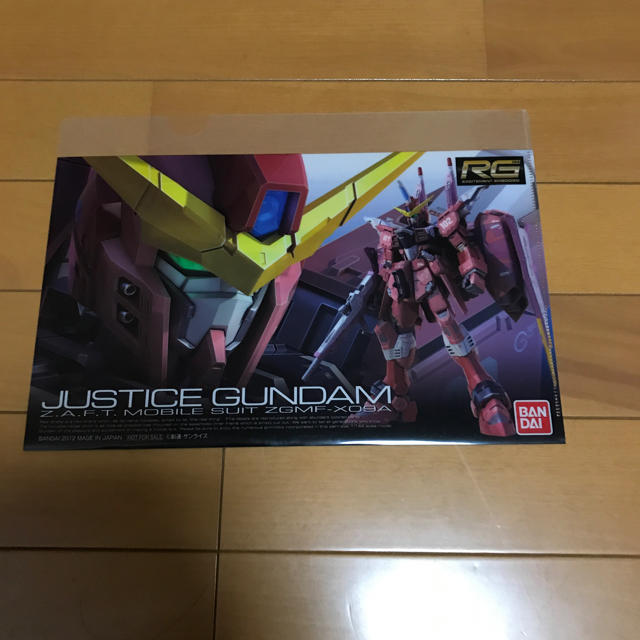 BANDAI(バンダイ)のRGジャスティスガンダム クリアファイル エンタメ/ホビーのアニメグッズ(クリアファイル)の商品写真