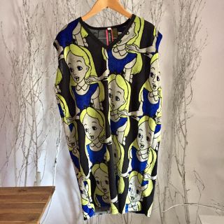 アチャチュムムチャチャ ひざ丈ワンピース(レディース)(ノースリーブ