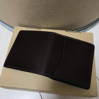 美品 ワイルドスワンズ ラコニック チョコ (折り財布)