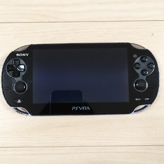 PlayStation Vita(プレイステーションヴィータ)のPSVITA 本体 エンタメ/ホビーのゲームソフト/ゲーム機本体(携帯用ゲーム機本体)の商品写真