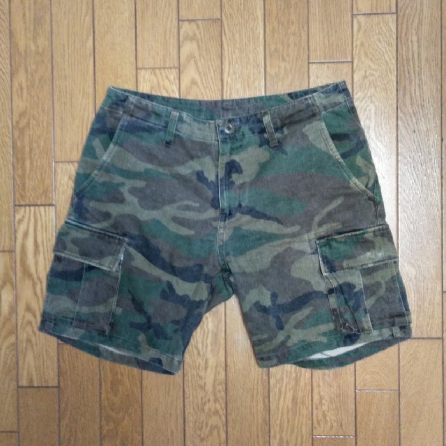 TMT(ティーエムティー)のRon Herman x MARBLES x SURT CARGO SHORTS メンズのパンツ(ショートパンツ)の商品写真