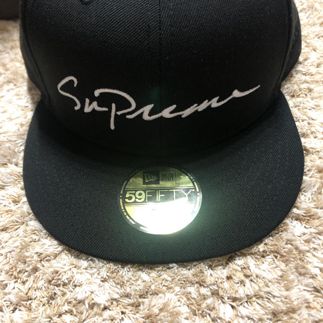 supreme×newera キャップ