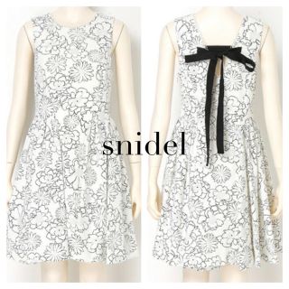 スナイデル(SNIDEL)のsnidel バックリボンノースリOP スナイデル ワンピース(ミニワンピース)