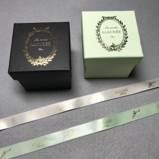 ラデュレ(LADUREE)の未使用新品 ラデュレ ギフトボックス+リボン　BK(ラッピング/包装)