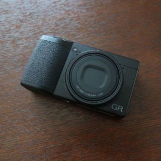 リコー(RICOH)のGR III　50ショット未満 2019年5月下旬購入(コンパクトデジタルカメラ)