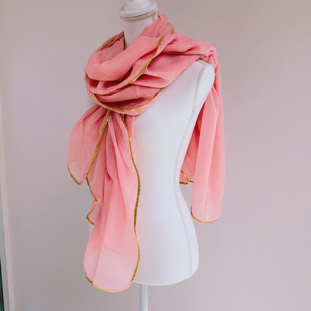 シフォンショール☆ピンク レディースのファッション小物(ストール/パシュミナ)の商品写真