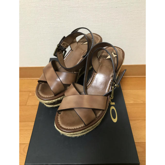 OroNero(オロネロ)のオロネロ 厚底サンダル レディースの靴/シューズ(サンダル)の商品写真