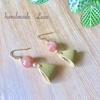 ハンドメイド.。.:✽ライムグリーンのレザーピアス No.23(ピアス)