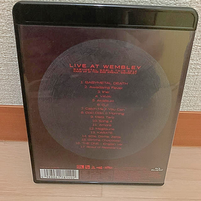 BABYMETAL(ベビーメタル)のBABYMETAL Live at wembley Blu-ray エンタメ/ホビーのDVD/ブルーレイ(ミュージック)の商品写真