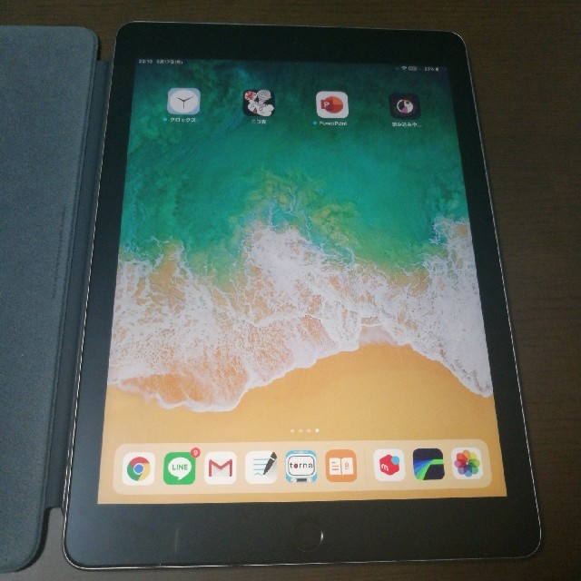 iPad 第6世代128GB スペースグレーsmartcover付スマホ/家電/カメラ