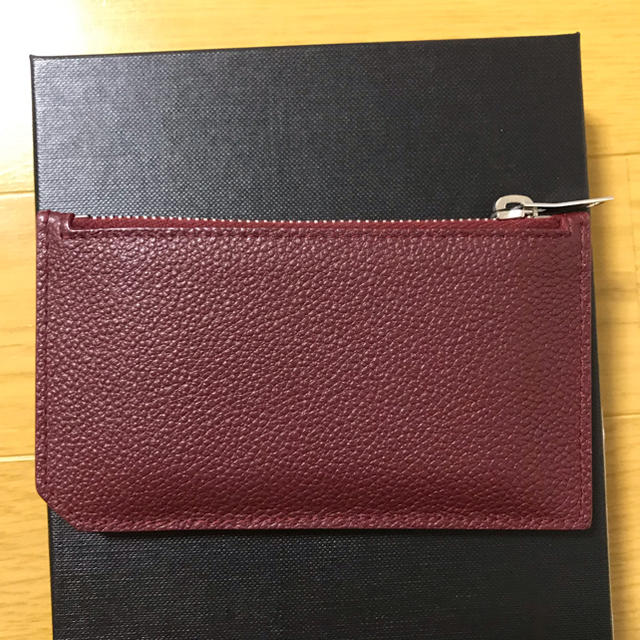 Saint Laurent(サンローラン)の Saint Laurent カードケース 5フラグメント ジップポーチ レディースのファッション小物(財布)の商品写真